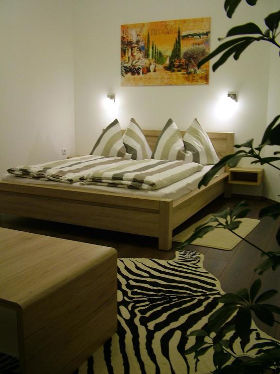 Korzo Apartman Koszeg Luaran gambar